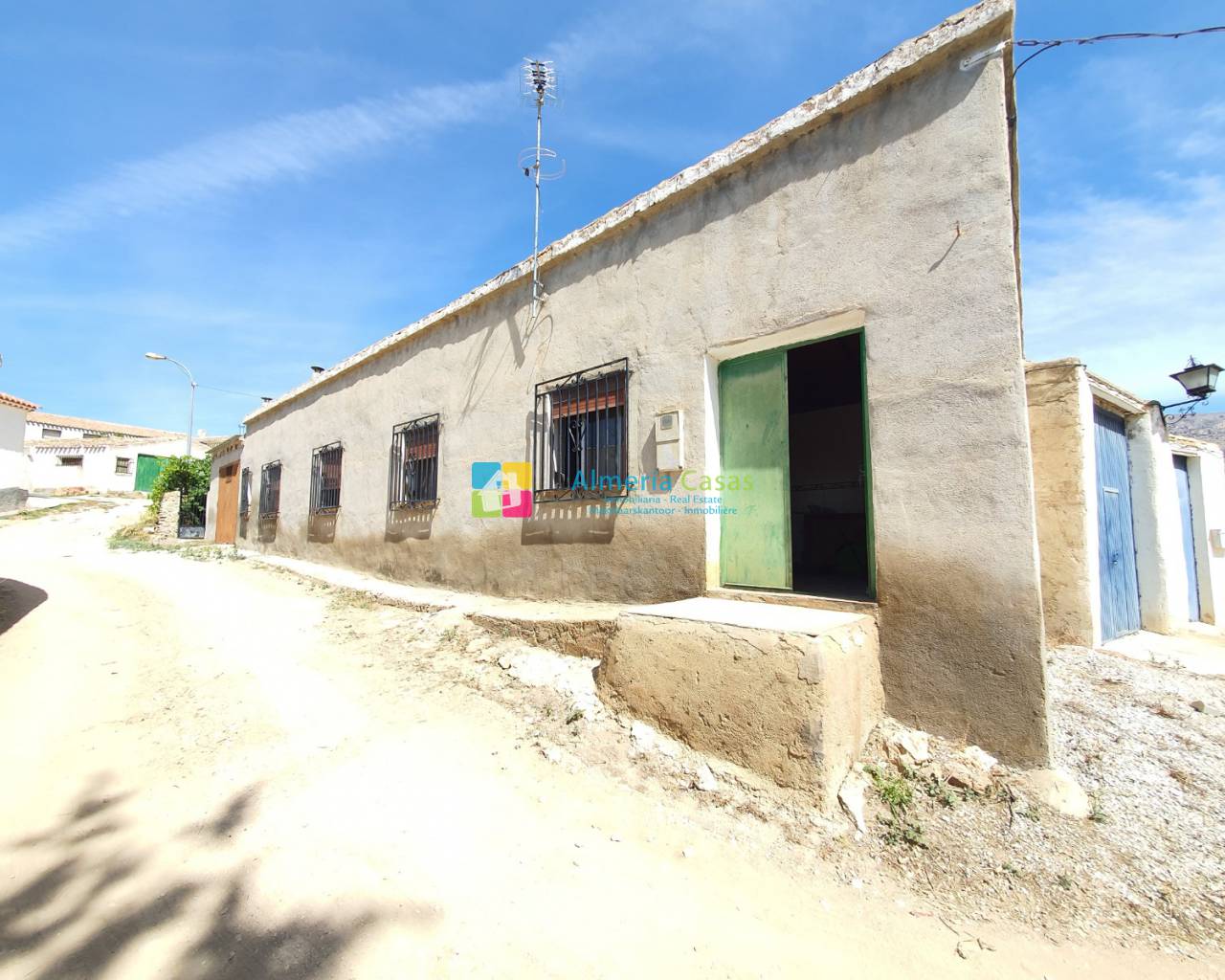 Casa de pueblo - Venta - Chirivel - Chirivel