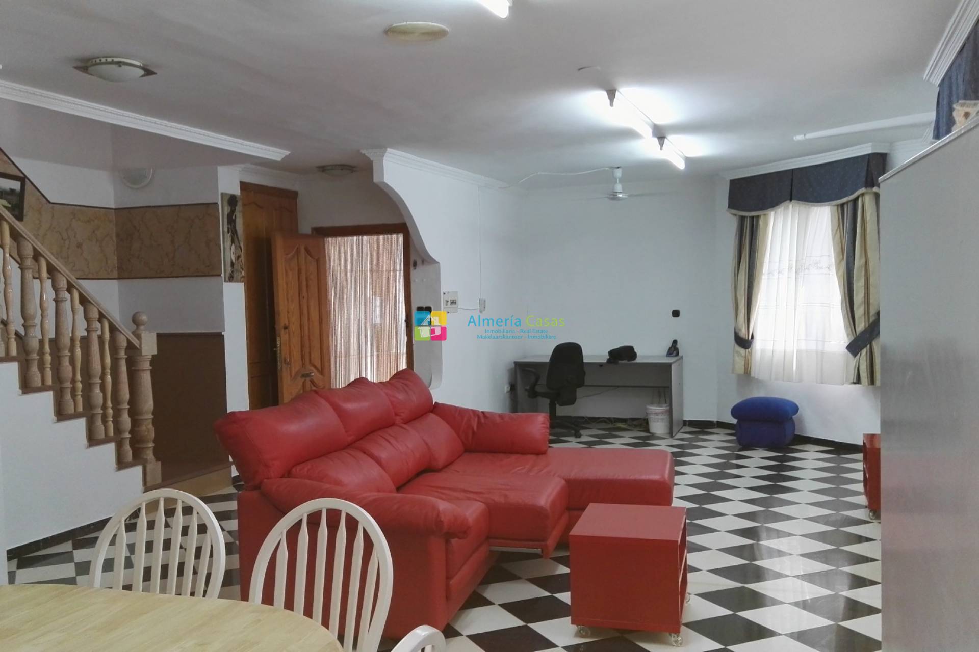 Casa de pueblo - Venta - Fines - Fines