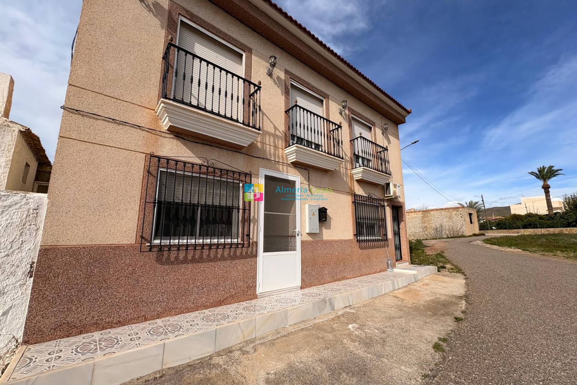 Casa de pueblo - Venta - Huercal-Overa - Huércal-Overa