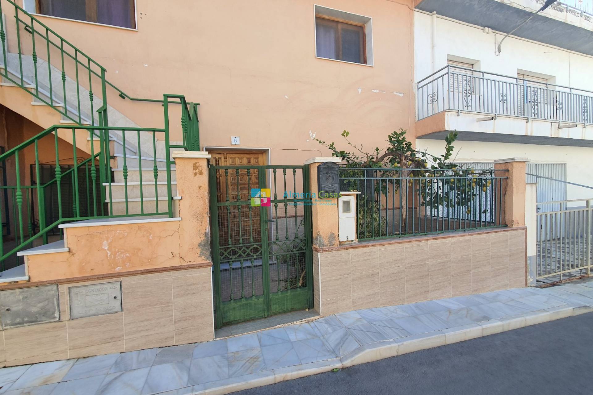 Town House - Resale - Fines - Fines