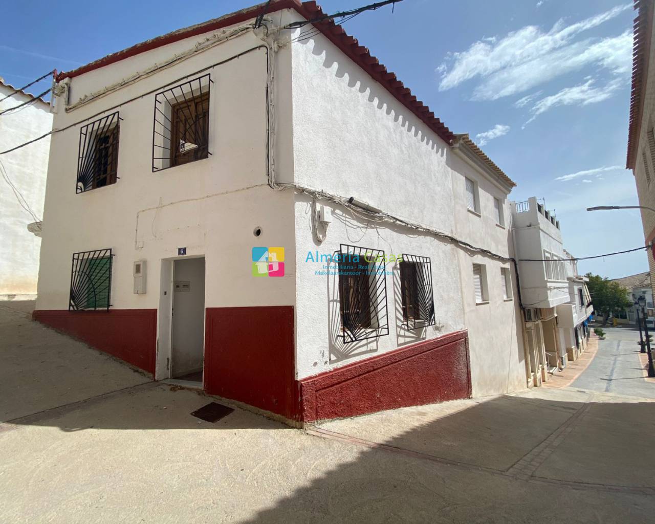 Town House - Resale - Taberno - 1938