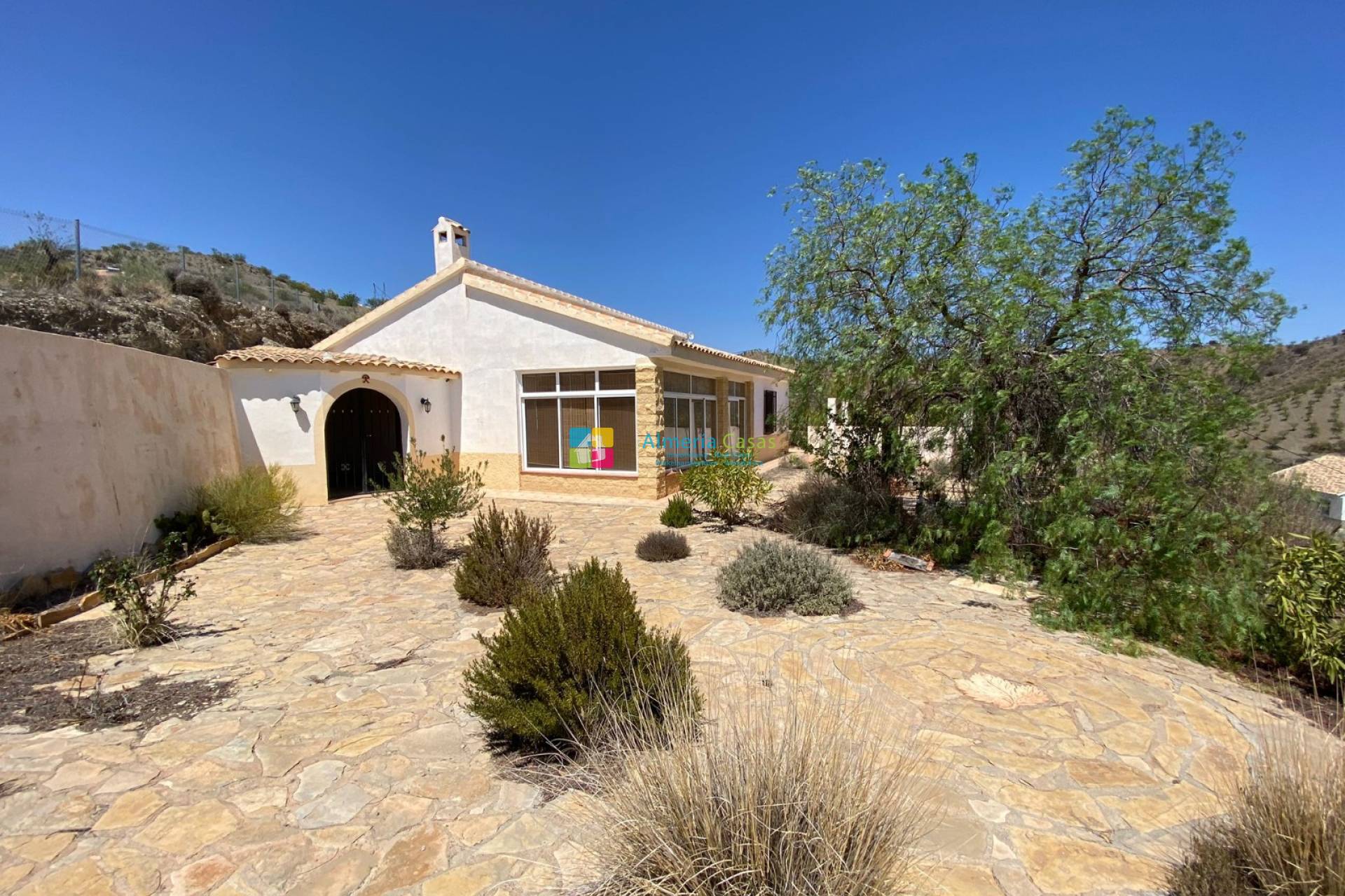 Villa - Resale - Albox - 2598