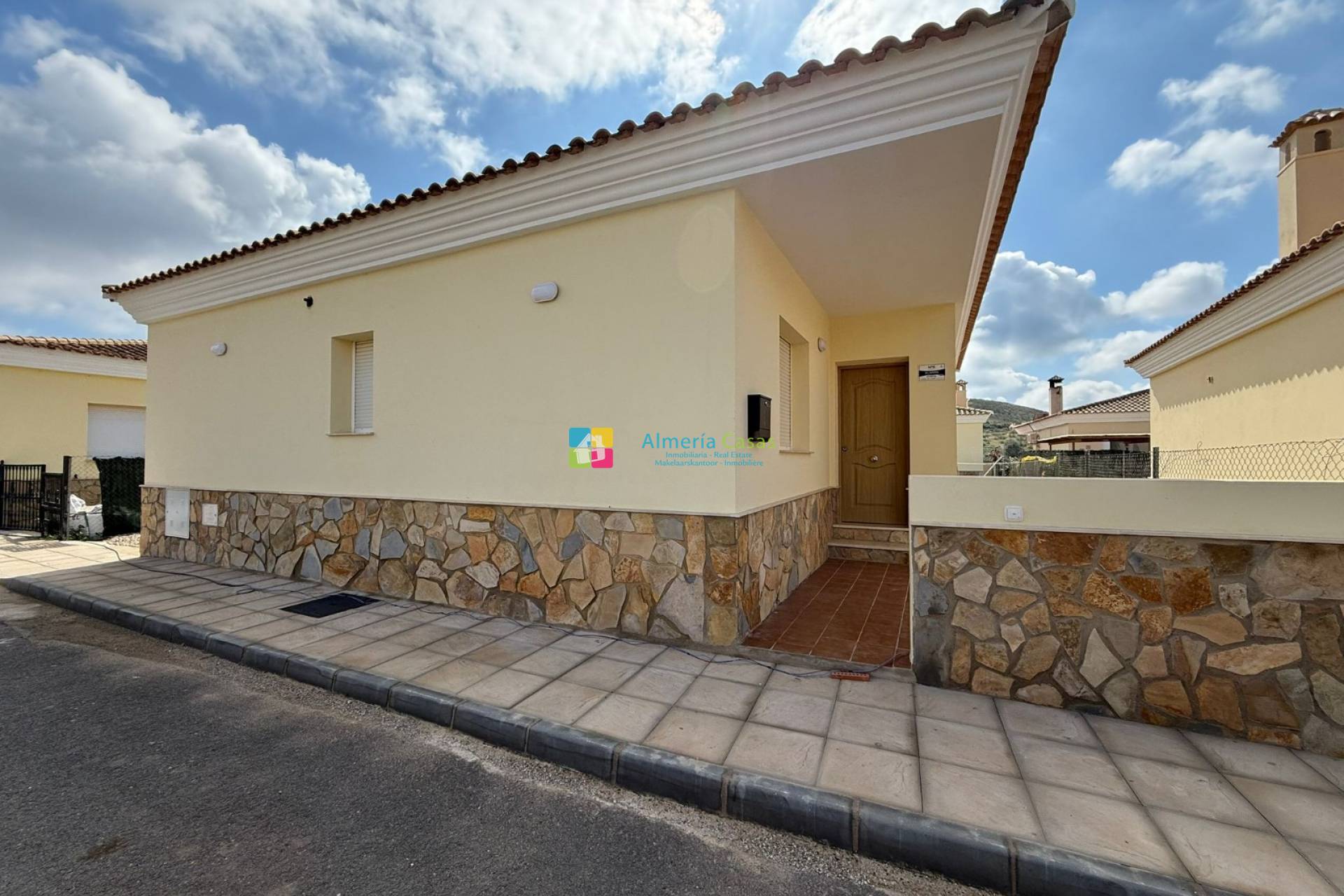 Villa - Resale - Sorbas - Sorbas