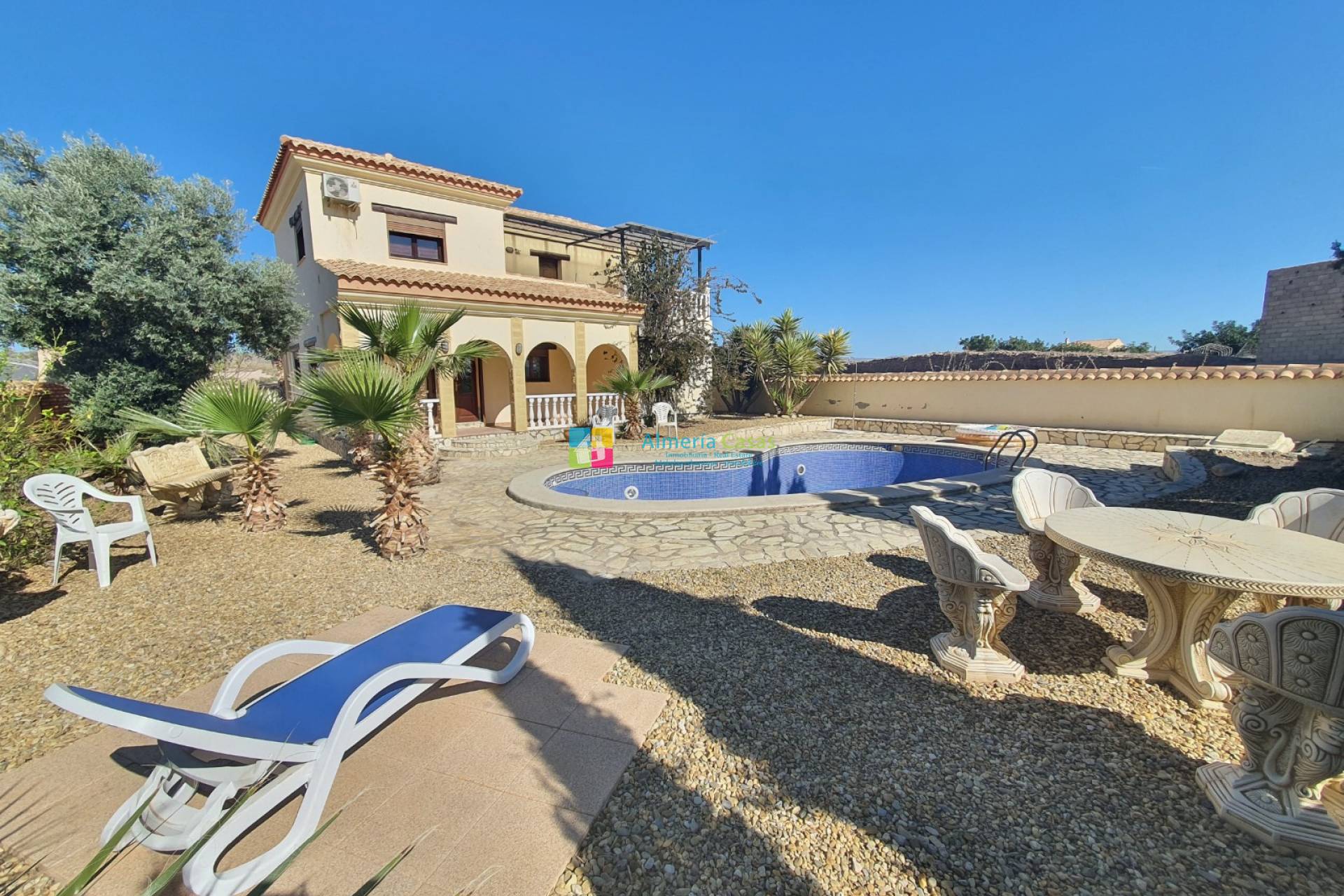 Villa - Resale - Zurgena - 2272