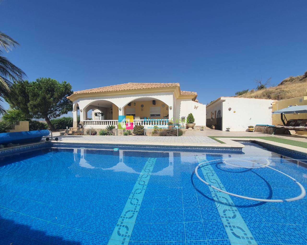 Villa - Venta - Oria - 2103