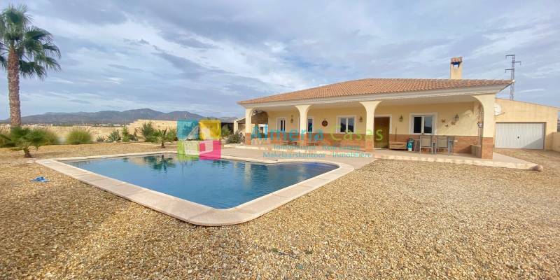 Vorteile des Lebens in dieser zum Verkauf stehenden Villa in Partaloa: Eine Traumecke in Almería