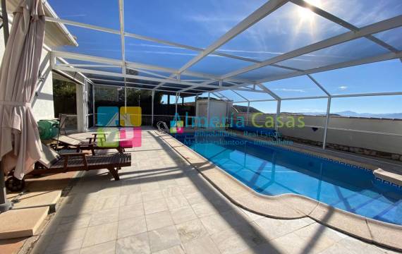 5 Reasons to choose this Villa for sale in Partaloa when investing in Spain