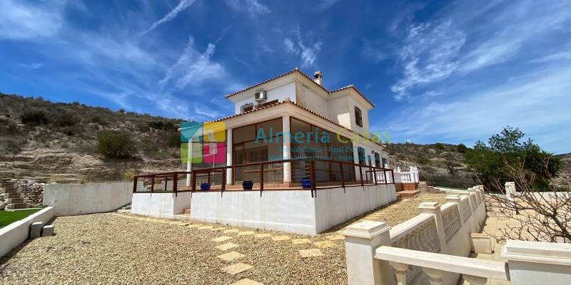 New properties for sale in Almeria on our website: Villa in Albox and country house in Oria