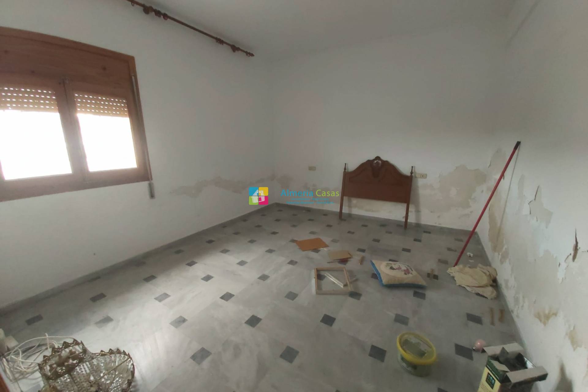 Rijwoning Fines Almería binnenland Spanje